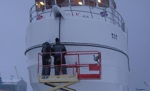 Saga K sigldi yfir hafið